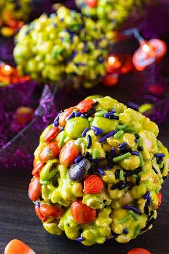 Halloween-Popcorn-Balls-4-1