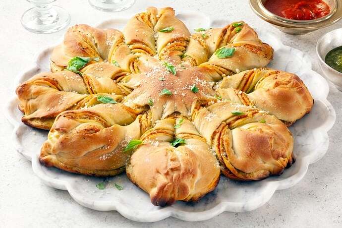 Pesto-Star-Bread_FT23_254384_JR_1026_8