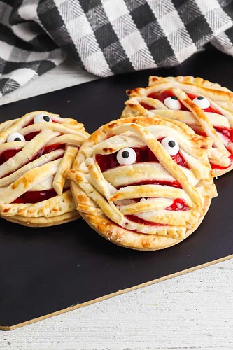 Mummy-Cherry-Hand-Pies-3