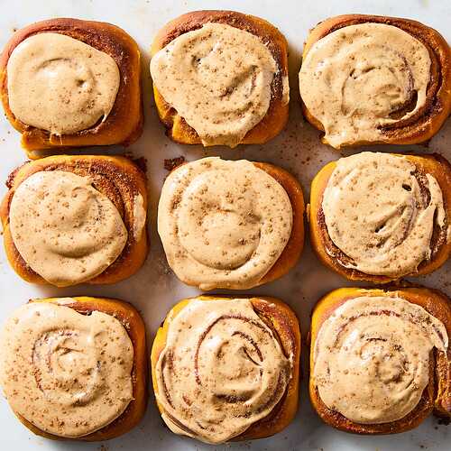 psl-cinnamon-rolls-lead-web-235-jg-del069925-6890eff728c5f