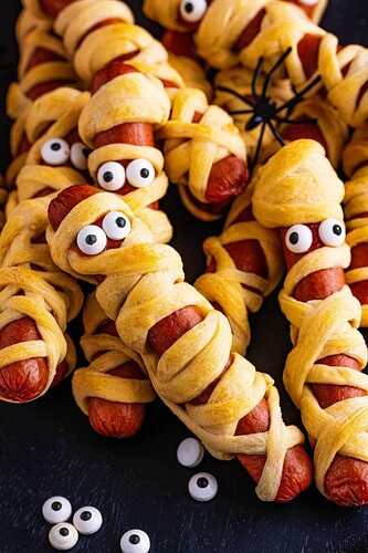 mummy-hot-dogs-3-760x1140